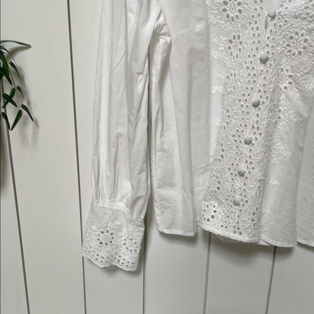 White Cut Out Detail Women's Top - Picture 3 of 3